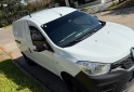 Utilitarios - Renault Kangoo 2022 Diesel 117000Km - En Venta