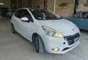 Autos - Peugeot 208 Feline 2013 Nafta 120000Km - En Venta
