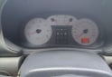 Autos - Renault Clio 2000 Nafta 143000Km - En Venta