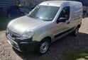 Utilitarios - Renault Kangoo 2016 Nafta 127000Km - En Venta