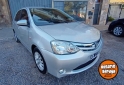 Autos - Toyota ETIOS 2013 Nafta 139000Km - En Venta