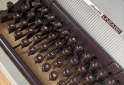 Otros - VENDO MAQUINA DE ESCRIBIR DE COLECCION OLIVETTI - En Venta