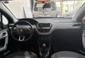 Autos - Peugeot 208 Allure 2014 Nafta 103000Km - En Venta