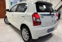 Autos - Toyota ETIOS XLS 1.5 2013 Nafta 91700Km - En Venta