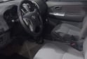 Camionetas - Toyota Hilux Dx 2.5 pack 4x4 2015 Diesel 240000Km - En Venta
