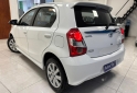 Autos - Toyota ETIOS XLS 2017 Nafta 84000Km - En Venta