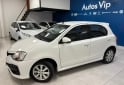 Autos - Toyota ETIOS XLS 2017 Nafta 84000Km - En Venta