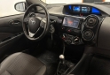 Autos - Toyota ETIOS XLS 2017 Nafta 84000Km - En Venta