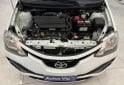 Autos - Toyota ETIOS XLS 2017 Nafta 84000Km - En Venta