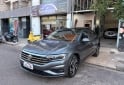 Autos - Volkswagen Vento Highline 2019 Nafta 89000Km - En Venta