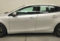 Autos - Volvo V40 Momentum 2.0t 2017 Nafta 80000Km - En Venta