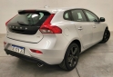 Autos - Volvo V40 Momentum 2.0t 2017 Nafta 80000Km - En Venta