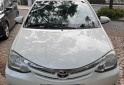 Autos - Toyota Etios 2016 Nafta 115000Km - En Venta