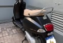 Motos - Vespa VXL 150 3V TECH 2024 Nafta 4300Km - En Venta