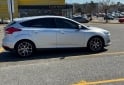 Autos - Ford Focus titanium 1ra mano p 2017 Nafta 102000Km - En Venta