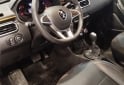 Camionetas - Renault OROCH ICONIC 2024 Nafta 15000Km - En Venta