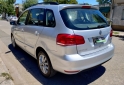 Autos - Volkswagen SURAN TRENDLINE 1.6N 2015 Nafta 115000Km - En Venta