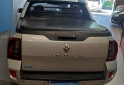 Camionetas - Renault DUSTER OROCH 2.0 OUTSIDER 2017 GNC 172000Km - En Venta