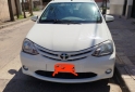Autos - Toyota Etios xs 2015 Nafta 140000Km - En Venta