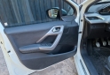 Autos - Peugeot 208 FELINE 2017 Nafta 105000Km - En Venta