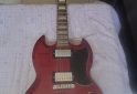 Instrumentos Musicales - Exelente guitarra tipo SG - En Venta