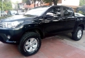 Camionetas - Toyota TOYOTA HILUX SRV 4X4 2017 Diesel 60000Km - En Venta