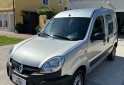 Utilitarios - Renault Kangoo confort 1.6 2018 Nafta 120000Km - En Venta