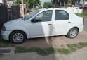 Autos - Renault Logan 2011 Nafta 470000Km - En Venta