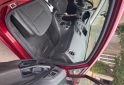Autos - Ford Fiesta kinetic 2015 Nafta 97000Km - En Venta