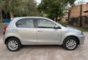 Autos - Toyota Etios 2013 GNC 130000Km - En Venta