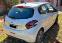 Autos - Peugeot 208 feline 2017 Nafta 109000Km - En Venta