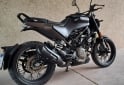 Motos - Husqvarna Svartpilen 401cc 2024 Nafta 680Km - En Venta