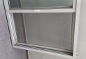 Hogar - Vendo Ventana de aluminio blanca - En Venta