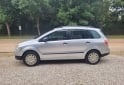 Autos - Volkswagen SURAN 2010 GNC 200000Km - En Venta