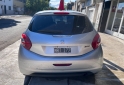 Autos - Peugeot 208 2014 Nafta 130000Km - En Venta