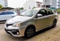 Autos - Toyota ETIOS PLATINUM 2017 Nafta 100000Km - En Venta