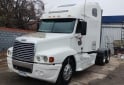 Camiones y Grúas - Vendo camión Freightliner motor detroit 520 HP Caja Fuller de 10 Modelo 2007 - En Venta