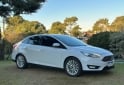 Autos - Ford Focus 4p 2.0 MT Titanium 2017 Nafta 160000Km - En Venta