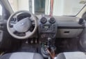 Autos - Ford Fiesta 2008 GNC 215000Km - En Venta