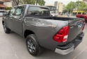 Camionetas - Toyota HILUX SR 4x4 2025 Diesel 1Km - En Venta