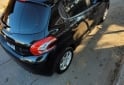 Autos - Peugeot 208 touchscreen 2014 Nafta 123300Km - En Venta