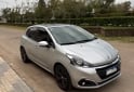 Autos - Peugeot 208 2019 Nafta 30000Km - En Venta