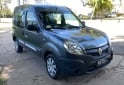 Utilitarios - Renault Kangoo confort 2015 Nafta 155000Km - En Venta