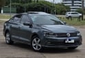 Autos - Volkswagen Vento Higline 2017 Nafta 93000Km - En Venta