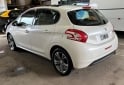 Autos - Peugeot 208 2014 Nafta 139000Km - En Venta