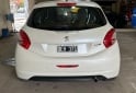 Autos - Peugeot 208 2014 Nafta 139000Km - En Venta
