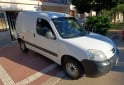 Utilitarios - Peugeot Partner kangoo Fiorino 2010 Nafta 270Km - En Venta