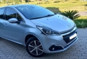 Autos - Peugeot 208 Feline 1.6 2017 Nafta 125000Km - En Venta
