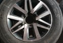 Accesorios para Autos - LÍQUIDO HOY Ruedas 18 Toyota Hilux Muy buenas $1.500.000 las 4. NO BAJO PRECIO - En Venta