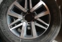 Accesorios para Autos - LÍQUIDO HOY Ruedas 18 Toyota Hilux Muy buenas $1.500.000 las 4. NO BAJO PRECIO - En Venta